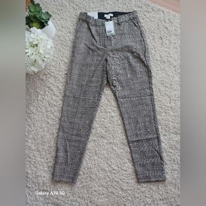 H&M Women Pants size 10. NEW
